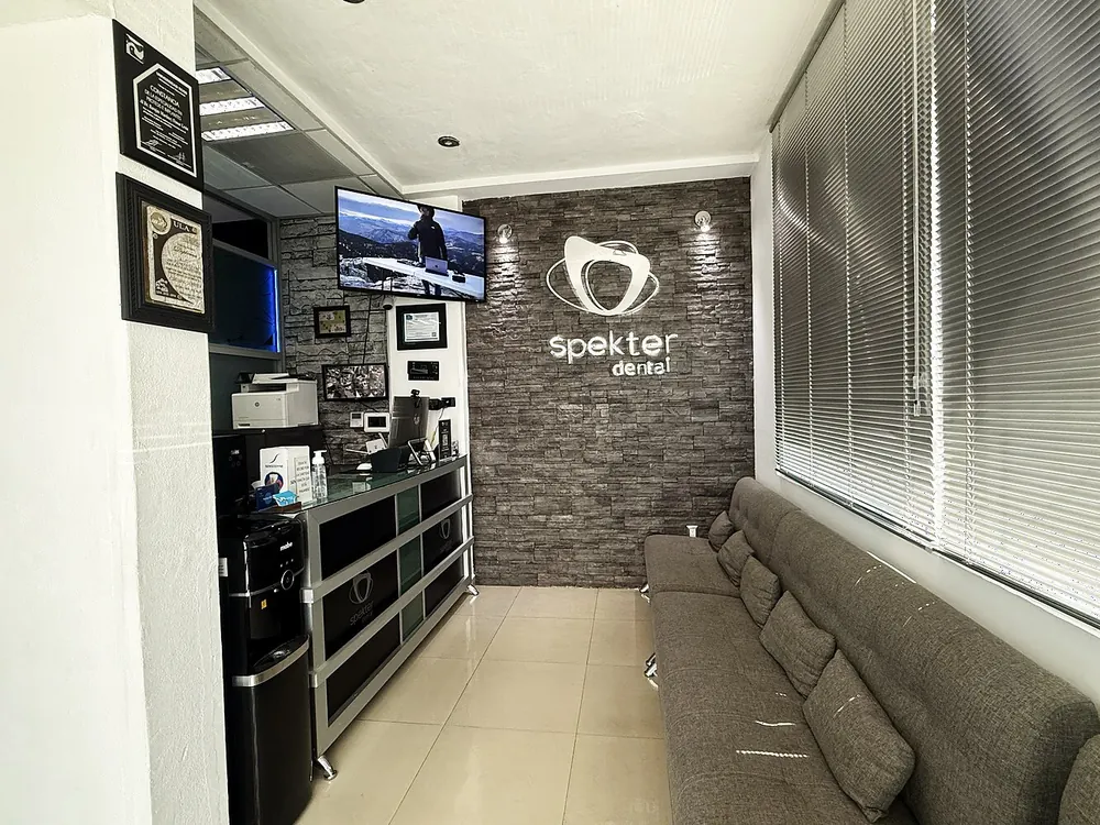 Recepción de Clínica Dental Spekter en Cuernavaca